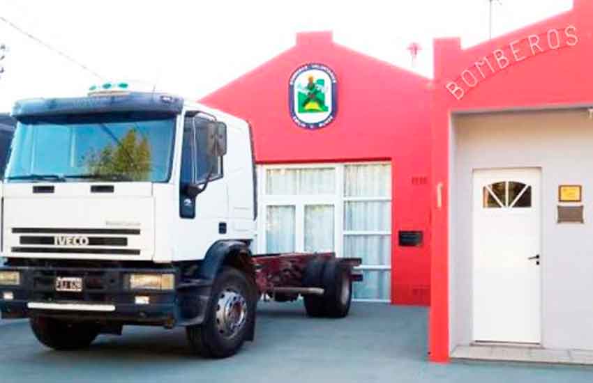 Bomberos de Emilio V. Bunge adquirió un camión