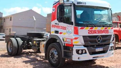 Bomberos Voluntarios de Añelo adquirio 2 vehículos