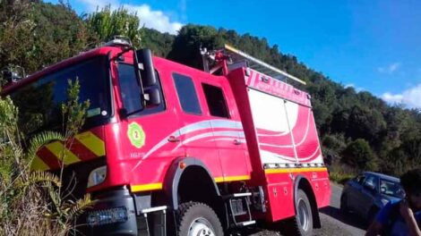 Carro de bomba de Segunda Compañía de Bomberos sufrió accidente