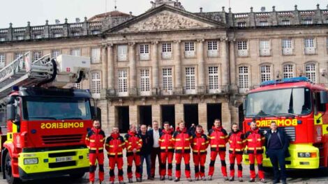 Nuevo coche de Bomberos adaptado al casco histórico