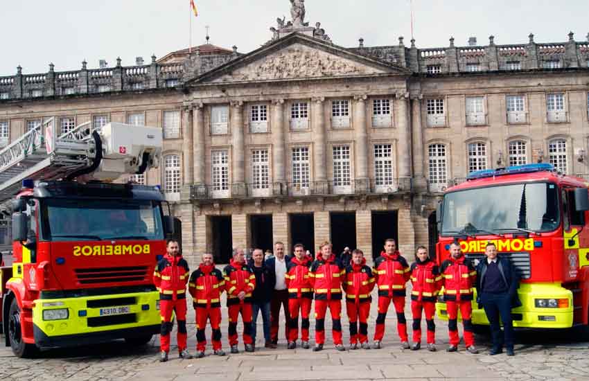 Nuevo coche de Bomberos adaptado al casco histórico