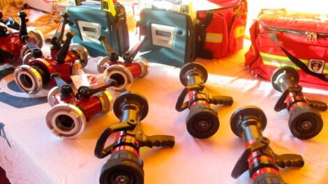 Bomberos compró equipamiento con dineros requisados