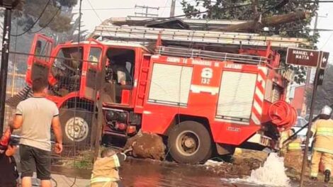 Tres lesionados deja colisión de carro de Bomberos