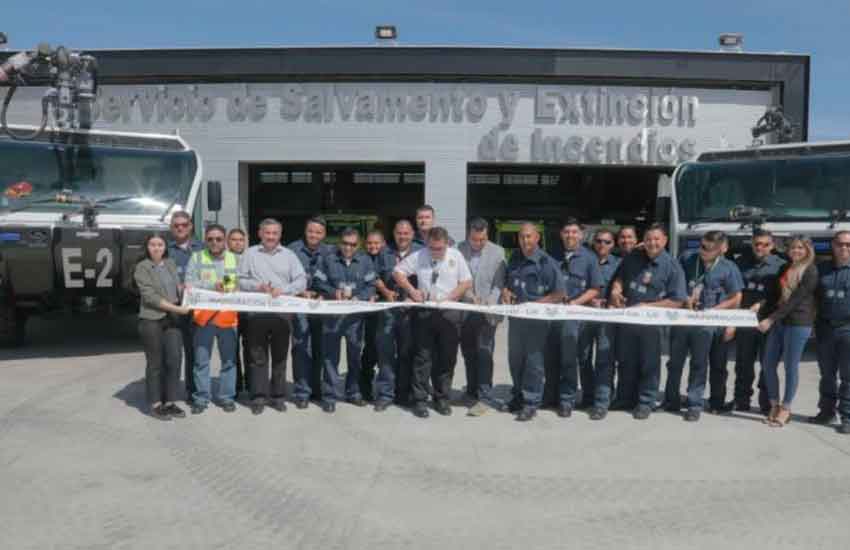 Aeropuerto de Los Cabos presenta moderna estación de Bomberos