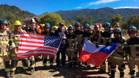 Bomberos de Temuco se especializan en combate de incendios forestales