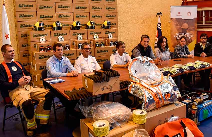 Bomberos de Calama recibió 500 nuevos equipos e implementos