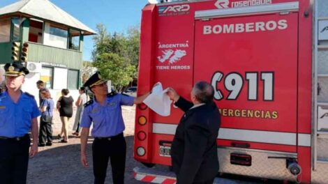 Bomberos homenajeó a los excombatientes retirados