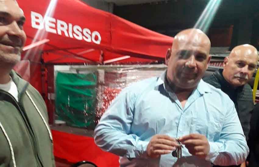 Roberto Scafati asumió la presidencia de Bomberos de Berisso