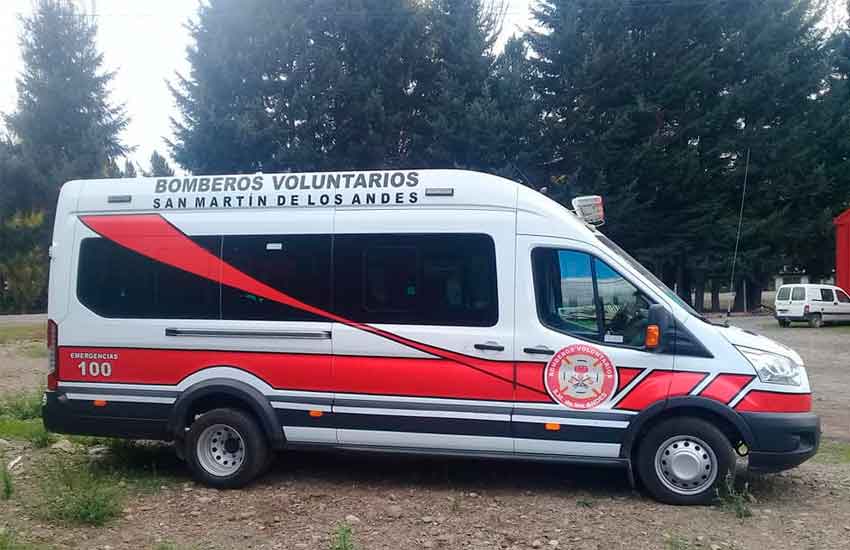 FORD TRANSIT BUS- 2015 - Bomberos de San Martin de los Andes