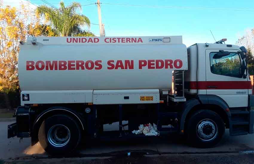 Bomberos de San Pedro con Nueva Unidad Cisterna