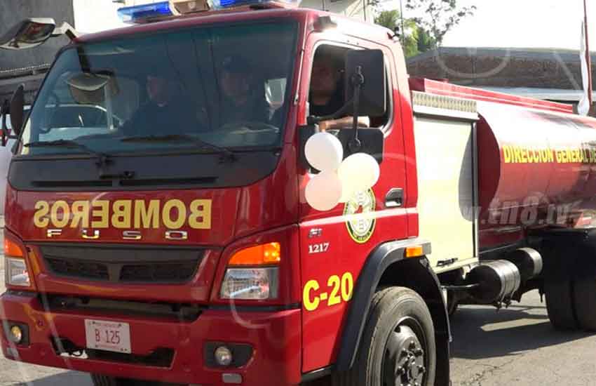 Entregan dos camiones para nueva estación de bomberos en Ometepe