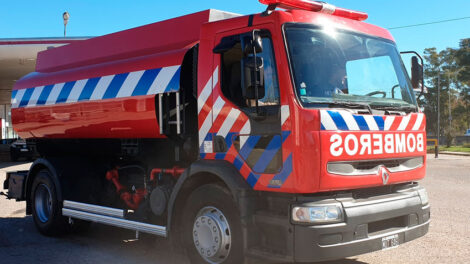 Bomberos Cañada de Gómez y una nueva unidad de abastecimiento