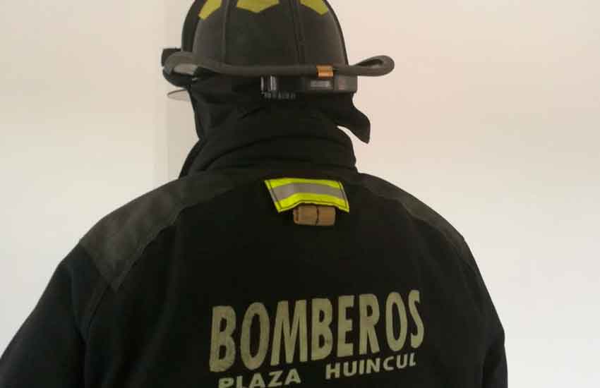 Bomberos organizan una exposición para celebrar su día