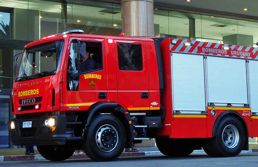 Bomberos adquirió vehículos y equipos de protección personal