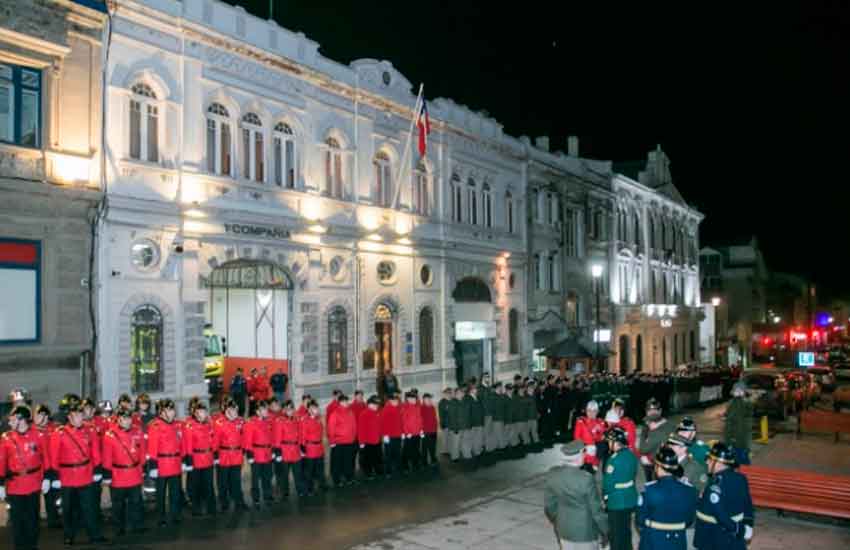 Bomberos rindió homenaje a los voluntarios fallecidos
