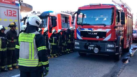 Tercera compañía de Bomberos de Puerto Montt recibió nuevo carro