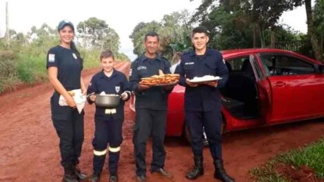 Bomberos de Mayor Otaño venden empanadas por falta de recursos