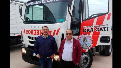 Bomberos celebraron su día con nuevo vehículo y equipamientos
