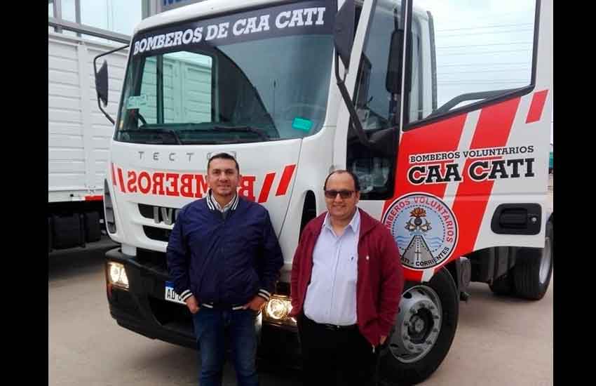 Bomberos celebraron su día con nuevo vehículo y equipamientos