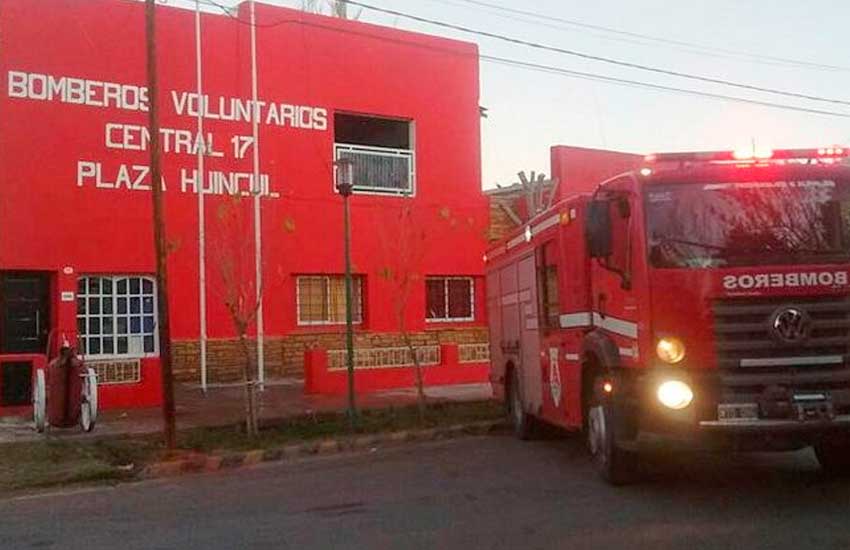 Bomberos de Huincul forman brigada de canes para búsqueda de personas