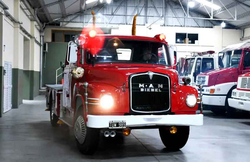 Presos repararon un camión de Bomberos de Mercedes