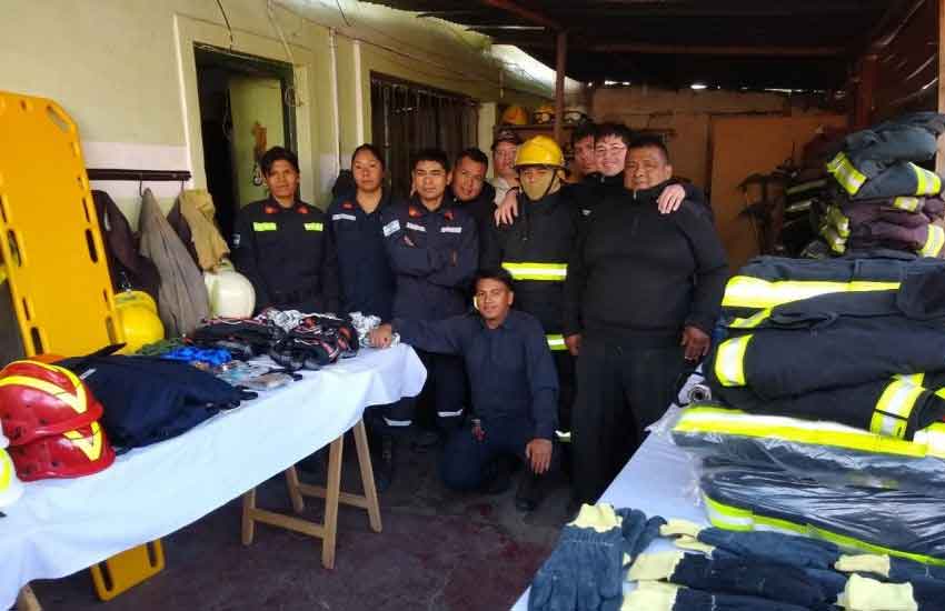 Bomberos Voluntarios recibieron equipos nuevos de Nación