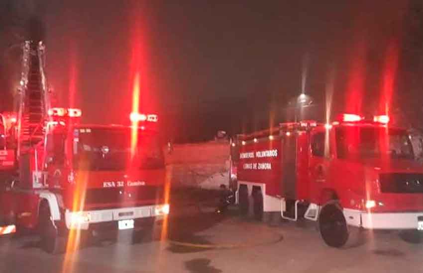 Se incendió un importante frigorífico de Lomas de Zamora
