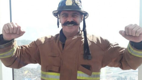 Bombero de Bernal premiado en competencia solidaria en Chile