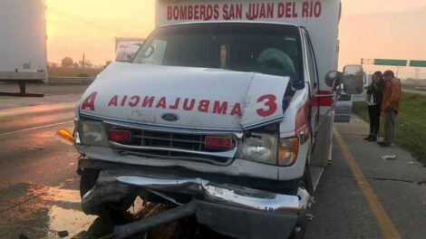 Se accidentan 2 unidades de Bomberos Voluntarios de SJR