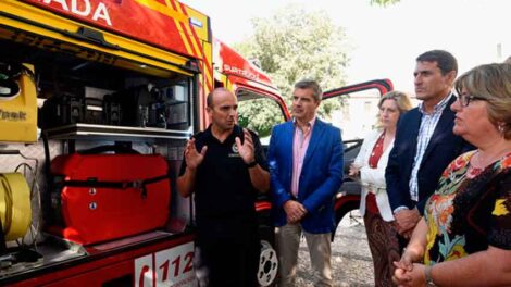 Dos nuevos vehículos de Bomberos para el acceso al casco antiguo