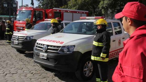 Bomberos de Córdoba cuentan con una nueva autobomba
