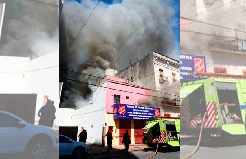 Incendio en depósito de ropa de un local benéfico