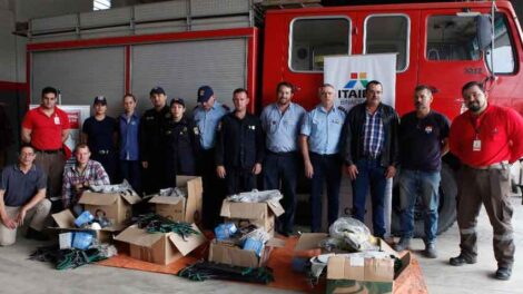 Bomberos del Chaco recibieron equipos para combatir incendios