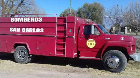 Se rompió el camión de los bomberos y piden ayuda para repararlo