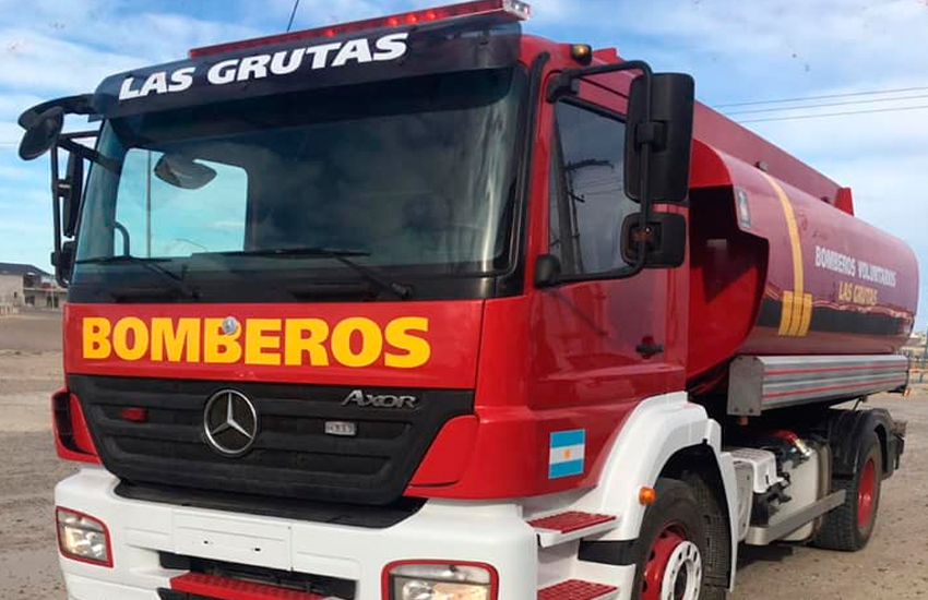 Bomberos Voluntarios de Las Grutas con nuevo cisterna