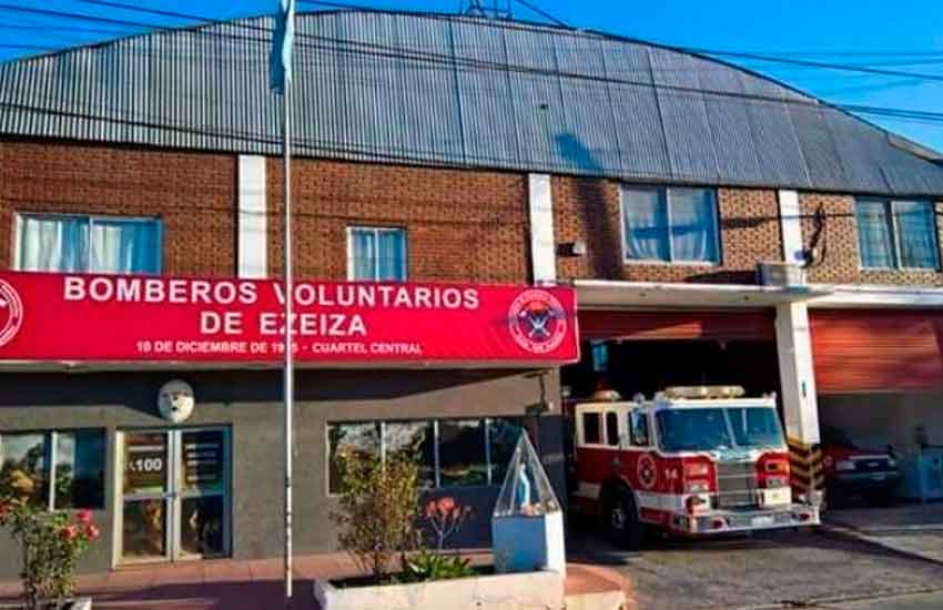 Un bombero de Ezeiza cumplió 32 años en servicio