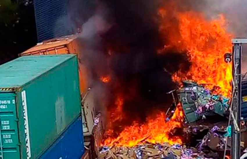 Choque de trenes en Hidalgo causa incendio