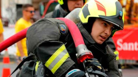 Bomberos de Valparaíso suspenden uso de agua en bautizos y ejercicios
