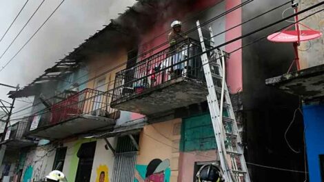 Un Incendio deja un bombero muerto y otro herido