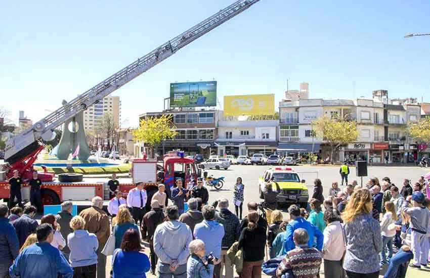 Bomberos de Junín cuentan con una escalera mecánica