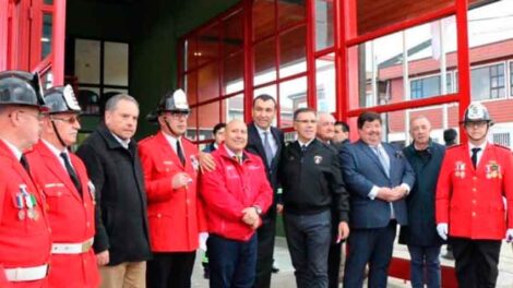 El cuerpo de Bomberos de Castro inauguran nuevo cuartel