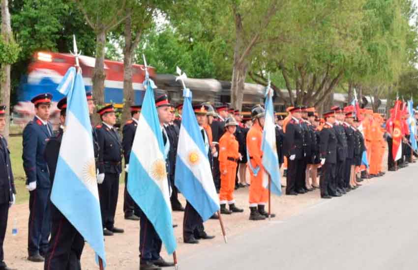 Bomberos Voluntarios de Oncativo celebraron su aniversario