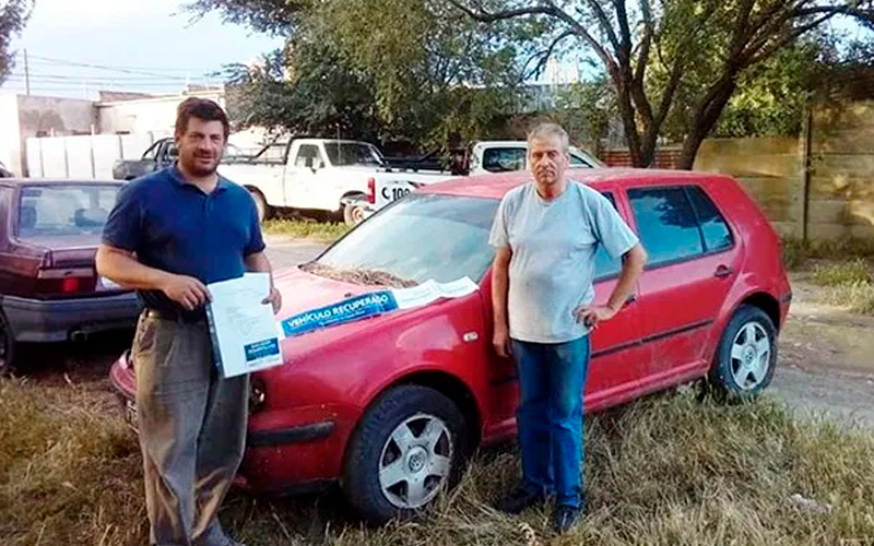 La justicia entrego un vehiculo a Bomberos Voluntarios de Jacinto Arauz
