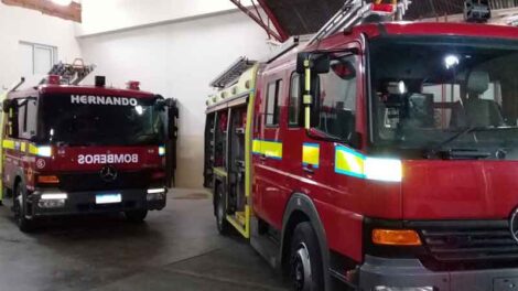 Bomberos Voluntarios de Hernando presentó nueva unidad