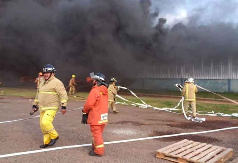 Caída de helicóptero e incendio deja al menos 15 heridos