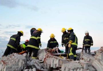 Bomberos Voluntarios realizaron simulacro de rescate en Epecuén