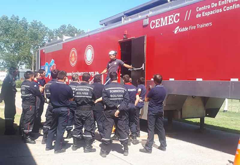 El Centro de Entrenamiento Móvil de Espacios Confinados en Bolivar