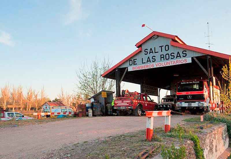 Bomberos vendieron una camioneta por falta de fondos para repararla
