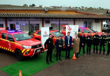 Bomberos de Badajoz con tres nuevos vehículos 4×4