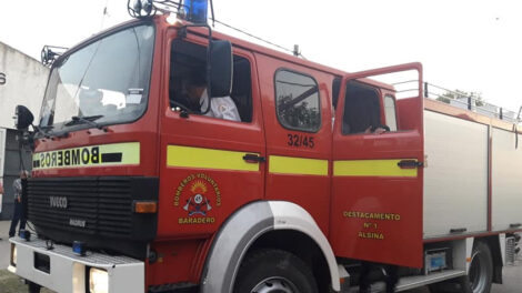 Bomberos Voluntarios de Baradero con nuevo autobomba